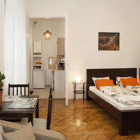 Ariel Studio Close To St. Stephen Basilica Budapest Exterior photo