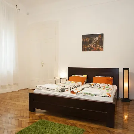 Ariel Studio Close To St. Stephen Basilica Budapest Exterior photo